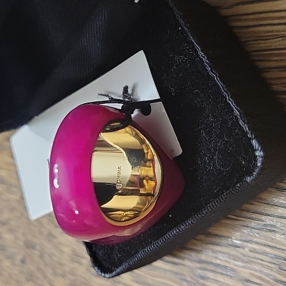 COACH VINTAGE HEART PUFF EMBELLISHRD RING RESIN NWT - Picture 4 of 8